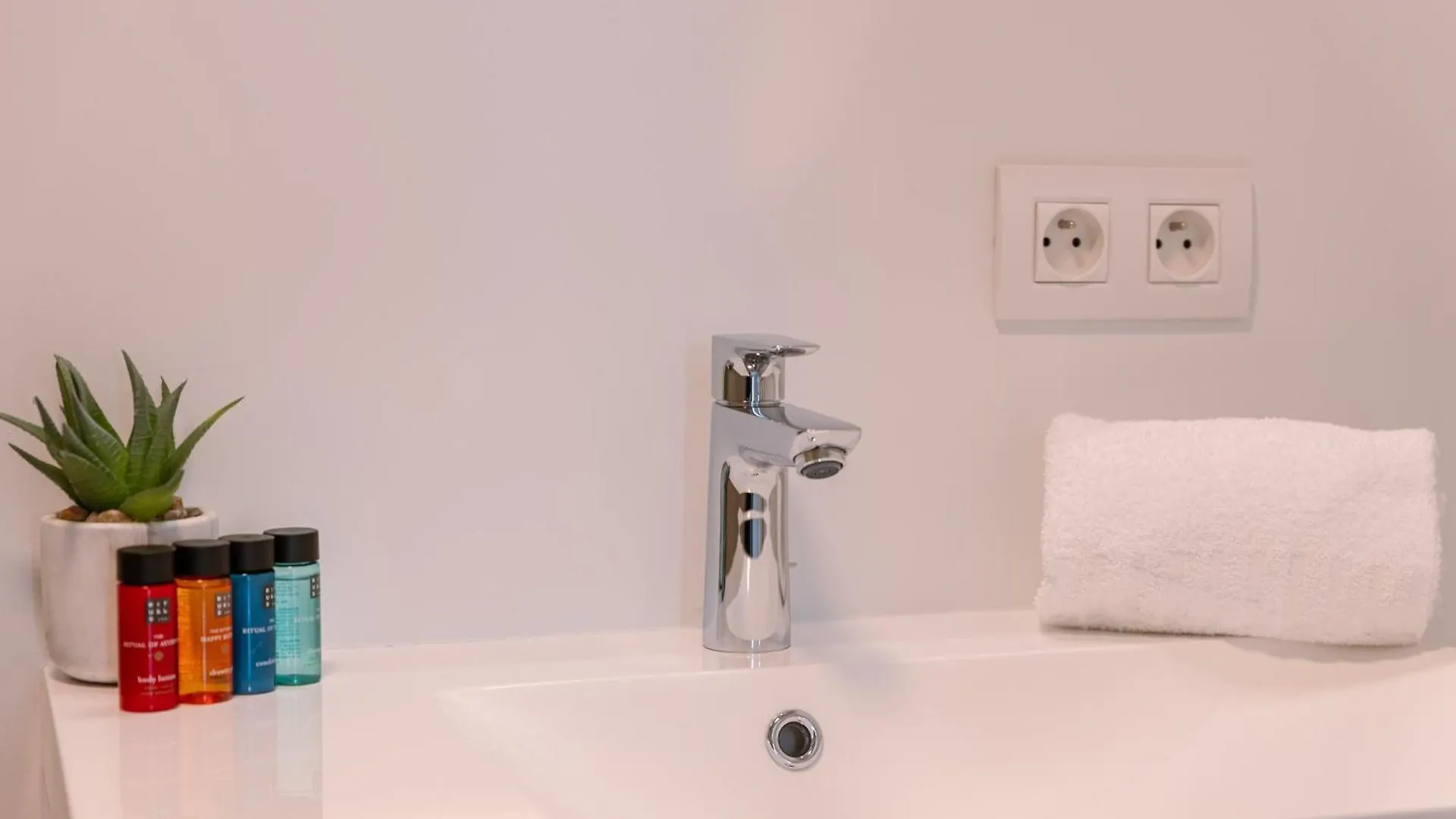 Apartament New Flat With High Quality Finishing And Terrace Ostenda